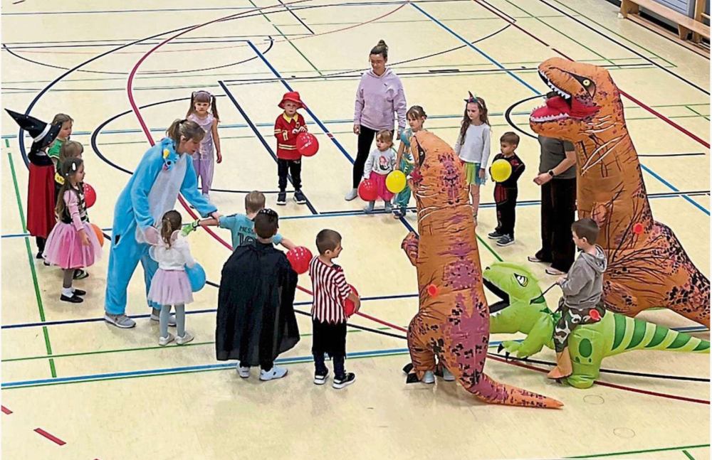 Bunt und laut: Närrischer Turnspaß beim TSV